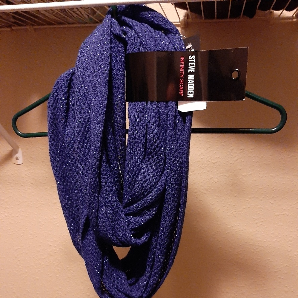 Steve Madden Infinity Scarf